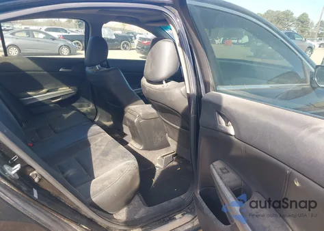 2009 Honda Accord 2.4 Ex-L from USA, damaged, VIN 1HGCP26879A167417